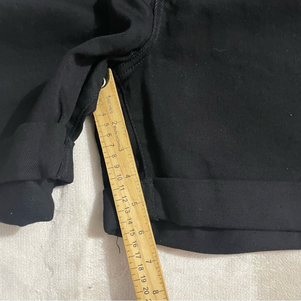 LulaRoe Boyfriend Shorts Womens Size 34 Black Denim Cuffed Stretch NWT - Picture 6 of 7